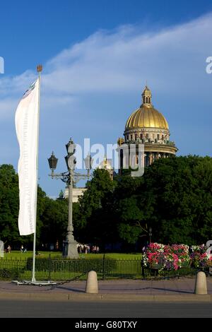 St. Isaacs Kathedrale vom Palastufer, St. Petersburg, Russland Stockfoto