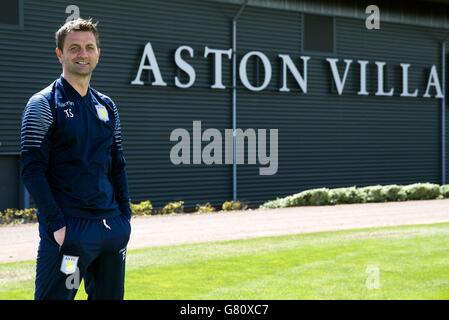 Fußball - Pokal - Finale - Arsenal V Aston Villa - Aston Villa Media Day - Tag 2 - Bodymoor Heath Stockfoto