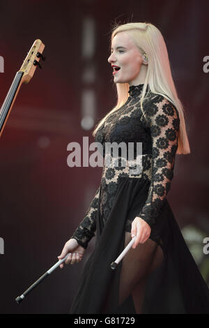Grace Chatto von Clean Bandit beim Radio 1 Big Weekend im Earlham Park, Norwich. Stockfoto
