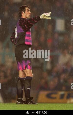 Fußball. David Busst Testimonial Match. Manchester United / Coventry City. Raimond Van der Gouw, Torwart von Manchester United Stockfoto