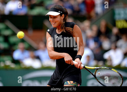 Ana Ivanovic beim Frauen-Quater-Finale gegen Elina Svitolina am Tag zehn der French Open in Roland Garros am 2. Juni 2015 in Paris, Frankreich Stockfoto