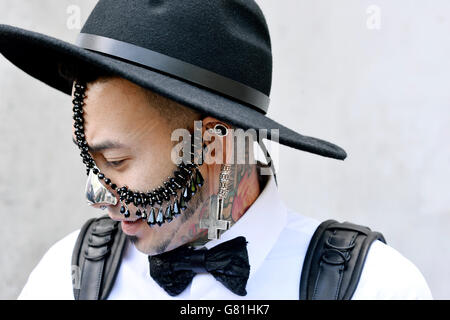 Streetstyle außerhalb Rick Owens, Paris Fashion Woche s/s Männer 2017 Stockfoto