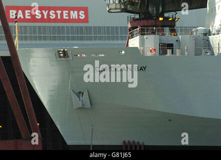RFA Cardigan Bay Start verschoben - Govan Werft Stockfoto