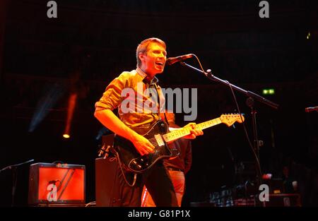 Teenage Cancer Trust Charity Gig - die Royal Albert Hall Stockfoto