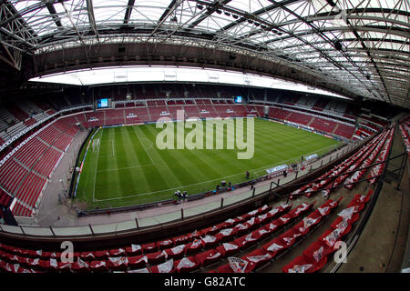 Fußball - UEFA Champions League - Viertel-Final - Rückspiel - PSV Eindhoven V Olympique Lyonnais - Philips-Stadion Stockfoto