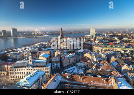 Lettlands Hauptstadt - Riga aus der Vogelperspektive Stockfoto