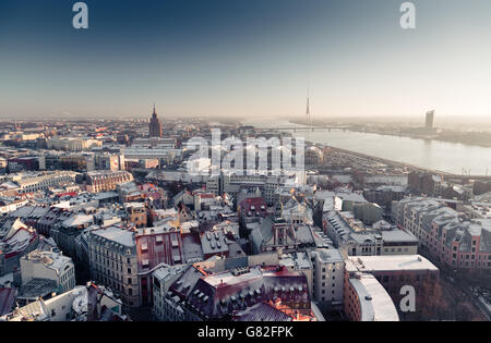 Lettlands Hauptstadt - Riga aus der Vogelperspektive Stockfoto