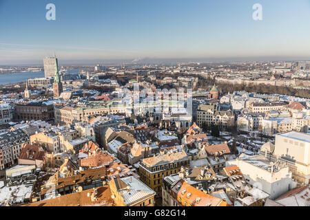 Lettlands Hauptstadt - Riga aus der Vogelperspektive Stockfoto