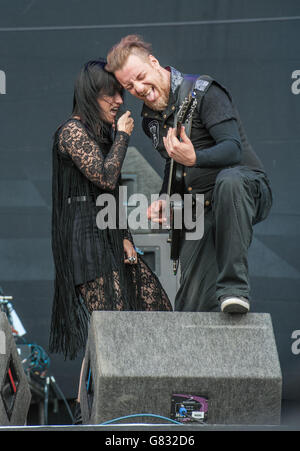 Cristina Scabbia von Lacuna Coil am 1. Tag des Download Festivals am 12 2015. Juni im Donnington Park, Großbritannien Stockfoto