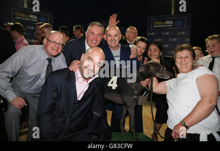 Greyhound Racing - William Hill Derby - Finale - Wimbledon-Stadion Stockfoto