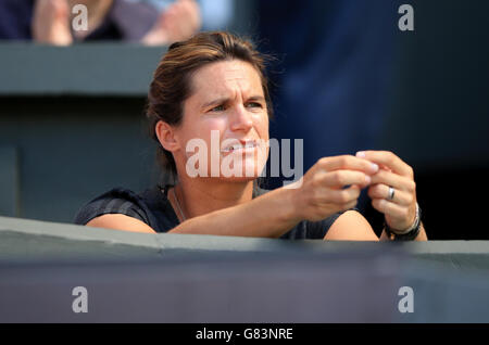 Amelie Mauresmo am zweiten Tag der Wimbledon Championships im All England Lawn Tennis und Croquet Club, Wimbledon. Stockfoto