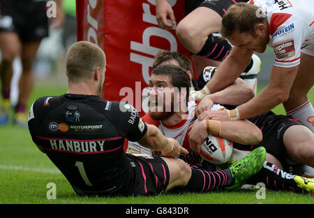 St. Helens Kyle Amor feiert seinen Versuch beim Ladbrokes Challenge Cup, Viertelfinale im Langtree Park, St. Helens. Stockfoto
