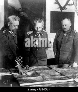 (L-R) General Paul von Hindenburg, Kaiser Wilhelm II. Und General Erich Ludendorff Stockfoto