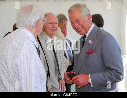 Der Prinz von Wales-Besuch in Hampshire und Kent Stockfoto