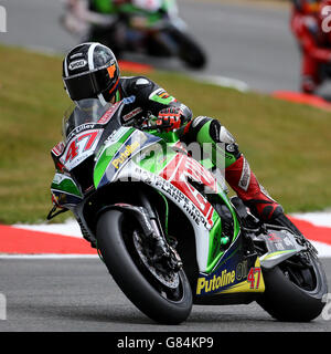 Moto - MCE British Superbike Championship - Rennen - Marken Hatch. Richard Cooper (47) in Aktion während der MCE British Superbike Championship 2015, Runde 6, Rennen in Brands Hatch, Kent. Stockfoto