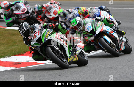 Moto - MCE British Superbike Championship - Rennen - Marken Hatch. Richard Cooper (47) in Aktion während der MCE British Superbike Championship 2015, Runde 6, Rennen in Brands Hatch, Kent. Stockfoto