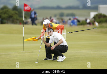 Englands Ashley Chesters auf dem 4. Green am fünften Tag der Open Championship 2015 in St Andrews, Fife. Stockfoto