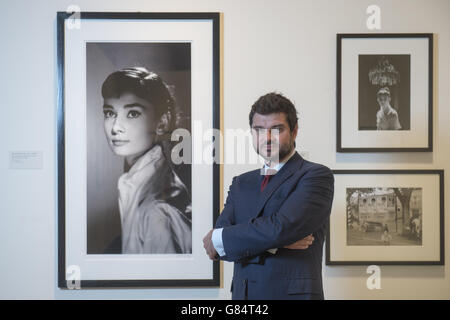 Audrey Hepburns Sohn Luca Dotti während einer Presseinformationspremiere für die Audrey Hepburn: Portraits of an Icon Exhibition, eine große Fotoausstellung, um das Leben und die Karriere seiner Mutter in der National Portrait Gallery, London zu feiern. Stockfoto