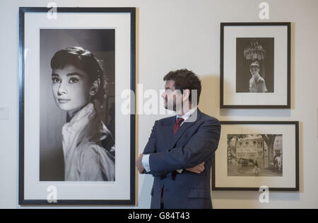 Audrey Hepburns Sohn Luca Dotti während einer Presseinformationspremiere für die Audrey Hepburn: Portraits of an Icon Exhibition, eine große Fotoausstellung, um das Leben und die Karriere seiner Mutter in der National Portrait Gallery, London zu feiern. Stockfoto