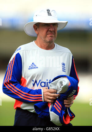 Cricket - Zweiter Investec Ashes Test - England gegen Australien - England Nets - Tag zwei - Lord's. England-Coach Trevor Bayliss während einer Nets-Session vor dem zweiten Investec Ashes Test in Lord's, London. Stockfoto