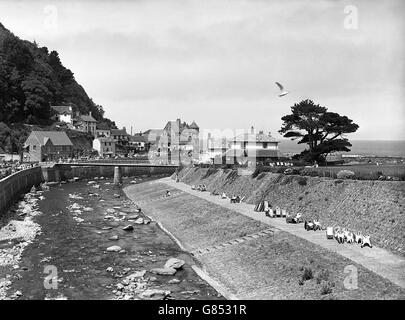 Lynmouth in Devon, sechs Jahre nach den Überschwemmungen, die die kleine Stadt verwüstet haben. Stockfoto