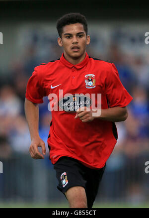 Fußball - Pre Season freundlich - Portsmouth gegen Coventry City - Havant and Waterlooville Stockfoto