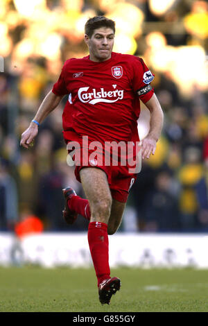 Steven Gerrard, Liverpool ... Fußball - FA Barclays Premiership - Norwich City gegen Liverpool ... 03-01-2005 ... Norwich ... England ... Das Foto sollte lauten: Nigel French/Unique Reference No. 2220375 Stockfoto