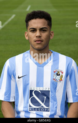 Fußball - Sky Bet League One - Coventry City Photocall 2015/16 - Ryton Training Ground. Dion Kelly-Evans, Coventry City Stockfoto