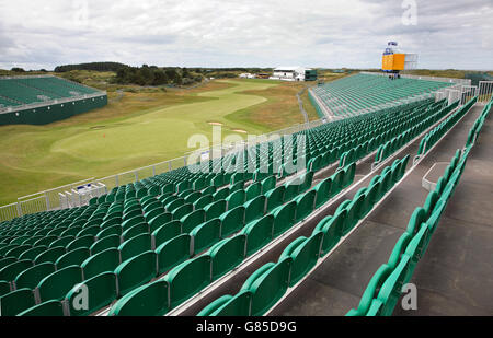 Temporäre Tribünen im Ort für die Open Golf Championship in Royal Birkdale Golf Course, Southport, Lankashire, UK Stockfoto