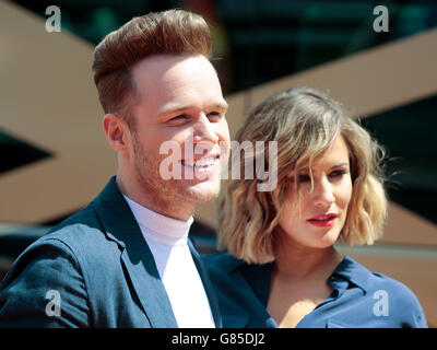 X Factor Auditions – London. Olly Murs und Caroline Flack kommen für die X Factor Auditions in der SSE Arena in Wembley, London. Stockfoto