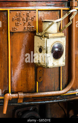 Ein Rücklicht ausgestattet, im hinteren Teil ein Teak LNER Eisenbahnwagen Stockfoto