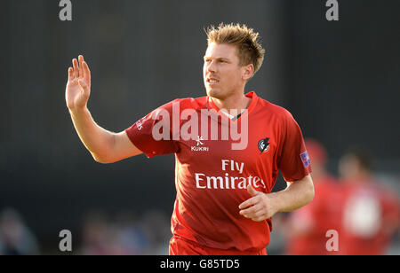 Cricket - NatWest t20 Blast - Northern Division - Lancashire / Nottinghamshire - Emirates Old Trafford. James Faulkner von Lancashire Lightning im Kampf gegen Nottinghamshire Outlaws Stockfoto