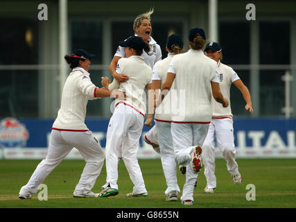 -Frauen Asche Test - England V Australien - Tag 3 - The Spitfire Cricketplatz Stockfoto