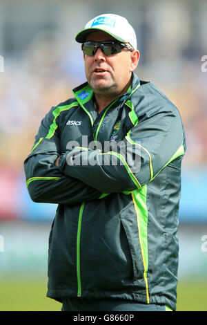 Cricket - Dritter Investec Ashes Test - England gegen Australien - Tag drei - Edgbaston. Australien-Cheftrainer Darren Lehmann vor dem Start der Tage spielen Stockfoto