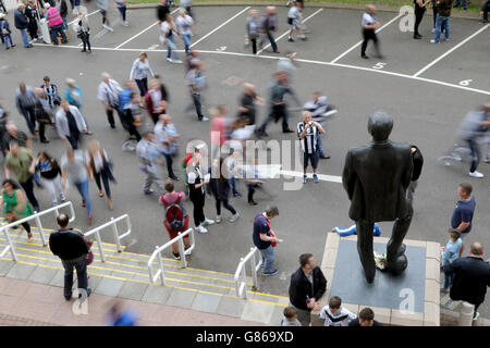 Fußball - Barclays Premier League - Newcastle United V Southampton - St James' Park Stockfoto