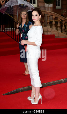 Lily James nimmt an einem BAFTA Tribute-Abend für Downton Abbey im Richmond Theatre, London, Teil. DRÜCKEN Sie VERBANDSFOTO. Bilddatum: Dienstag, 11. August 2015. Bildnachweis sollte lauten: Ian West/PA Wire Stockfoto