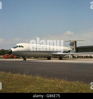 Der erste vergrößerte britische Aircraft Corporation One-Eleven 500 Kurzstreckenjet-Liner, Bild hier am Hurn Airport, Bournemouth. Stockfoto