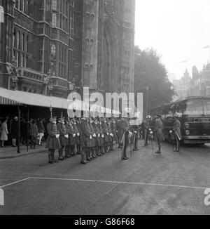 Royalty - Yeoman von der Königin Bodyguard - Zustand-Öffnung des Parlaments - London Stockfoto