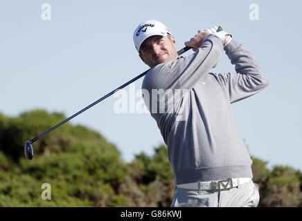 Schottlands Marc Warren auf dem 3. Abschlag am dritten Tag des Saltyre Energy Paul Lawrie Match Play im Murcar Links Golf Club, Aberdeen. Stockfoto