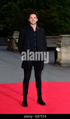 Ben Haenow beim Cinderella Inspired Ball in Aid of Believe in Magic im Natural History Museum London. Stockfoto