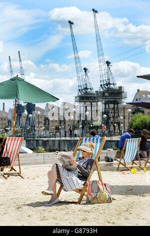 London Docklands Strand Stockfoto