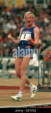 Leichtathletik – Securicor Games, Sheffield. Steve Smith, Großbritannien, Men's High Jump Stockfoto