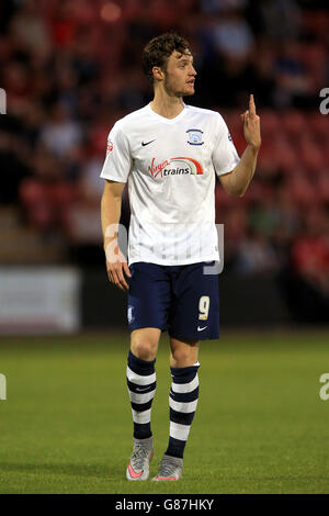 Fußball - Capital One Cup - erste Runde - Crewe Alexandra gegen Preston North End - Alexandra Stadium. Will Keane, Preston North End Stockfoto