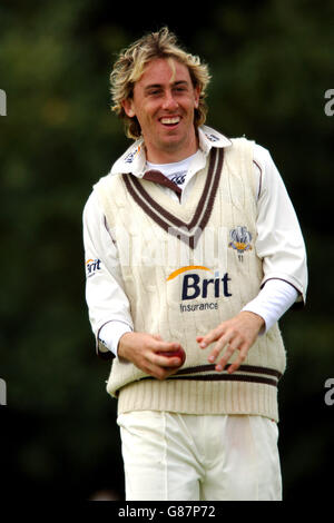 Cricket - Cheltenham & Gloucester Trophy - erste Runde - Staffordshire V Surrey - Lauch Stockfoto