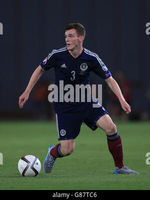 Schottlands Andrew Robertson während des UEFA-Europameisterschafts-Qualifikationsspiel in der Boris Paichadze Dinamo Arena, Tiflis. Bilddatum: Freitag, 4. September 2015. Siehe PA Geschichte FUSSBALL Georgien. Bildnachweis sollte lauten: Nick Potts/PA Wire. EINSCHRÄNKUNGEN: Nutzung unterliegt Einschränkungen. . Kommerzielle Nutzung nur mit vorheriger schriftlicher Zustimmung der Scottish FA. Weitere Informationen erhalten Sie unter +44 (0)1158 447447. Stockfoto