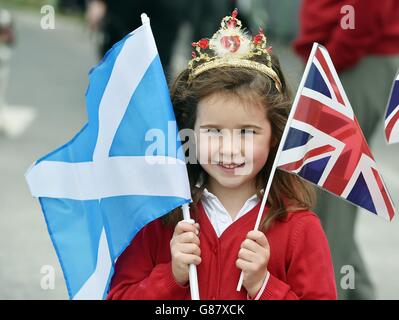 Meilenstein der Königlichen Herrschaft. 294 Millionen Scottish Borders Railway. Stockfoto