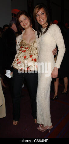 On the Town und EINE Hommage an Leonard Bernstein - Aftershow Party - The London Colliseum. Pixie Geldof und Tara Palmer Tomkinson. Stockfoto