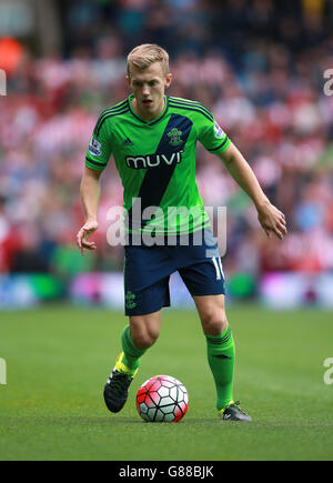 Fußball - Barclays Premier League - West Bromwich Albion gegen Southampton - The Hawthorns. James ward-Prowse von Southampton während des Spiels der Barclays Premier League im Hawthorns, West Bromwich. Stockfoto