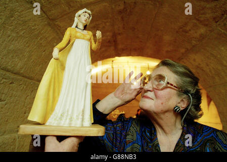 Emma, Lady Hamilton Figur - St. Pauls Kathedrale Krypta Stockfoto