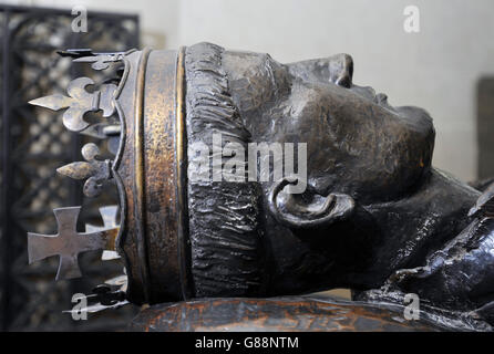 Detail aus dem Grab von König Heinrich V. unterhalb der chantry-Kapelle von Henry V. am östlichen Ende der Westminster Abbey, da spezielle Führungen durch die Kapelle nur für einen Tag vom Dekan von Westminster, Dr. John Hall, geleitet werden. Am Vorabend des 600. Jahrestages der Schlacht von Agincourt am Samstag, 24. Oktober. Stockfoto